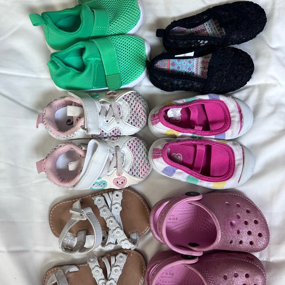 Size 5 Toddler shoes- 6 pair